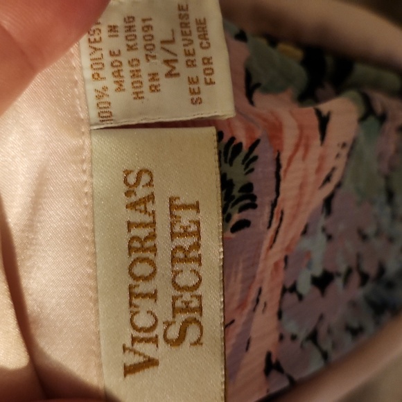 Victoria's Secret Gold Label Pink and Black Floral Kimono Size M/L - Picture 5 of 6